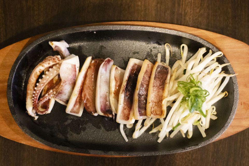 東京湾クルージングで味わう非日常の煌めく夜景と極上ディナー体験